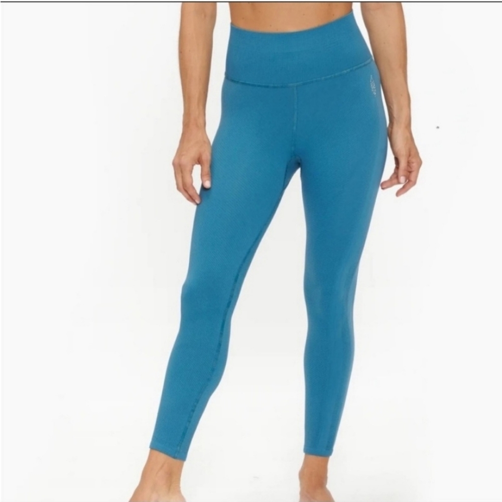 NWT Free People Movement Free Throw High Waist Ribbed Leggings in Coastline - S